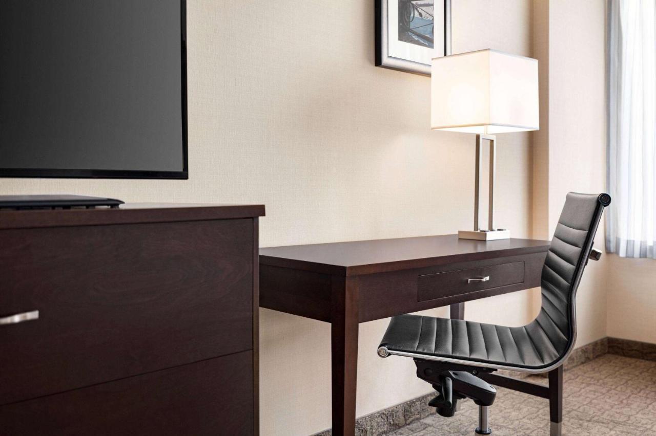 Wyndham Garden Niagara Falls Fallsview Экстерьер фото