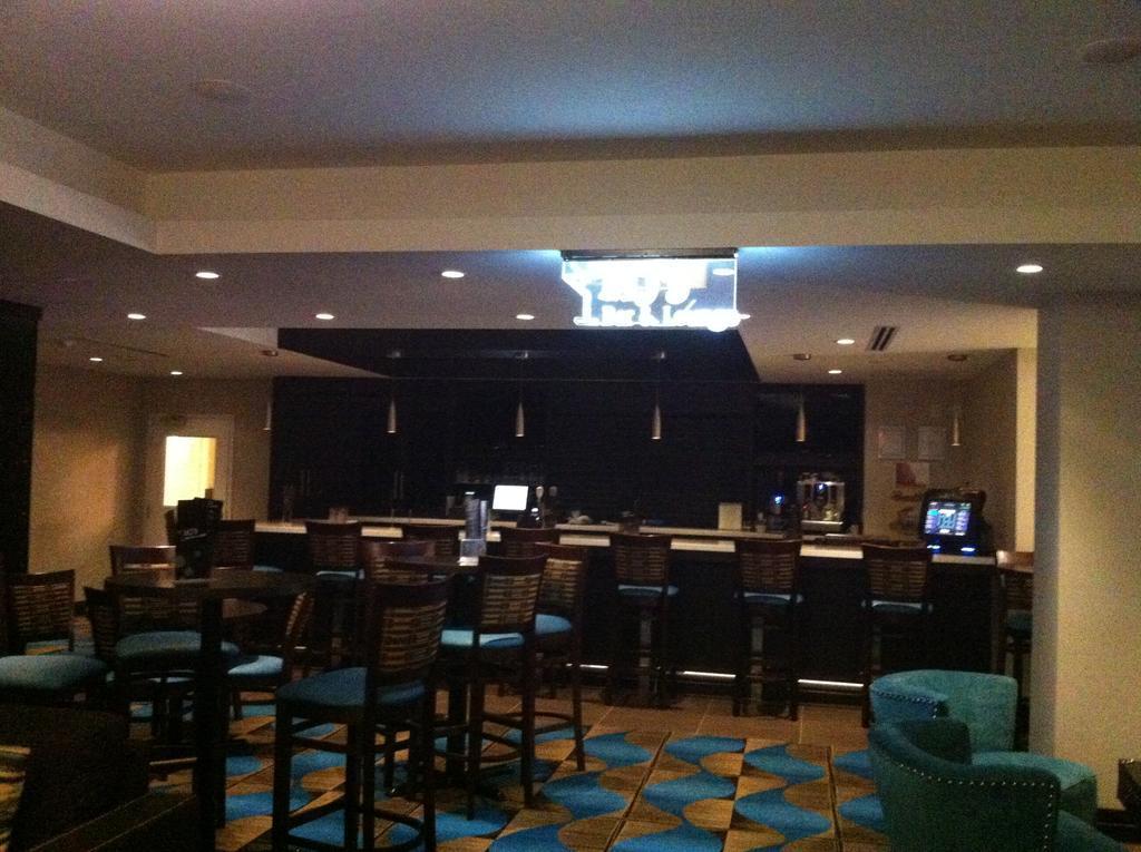 Wyndham Garden Niagara Falls Fallsview Экстерьер фото